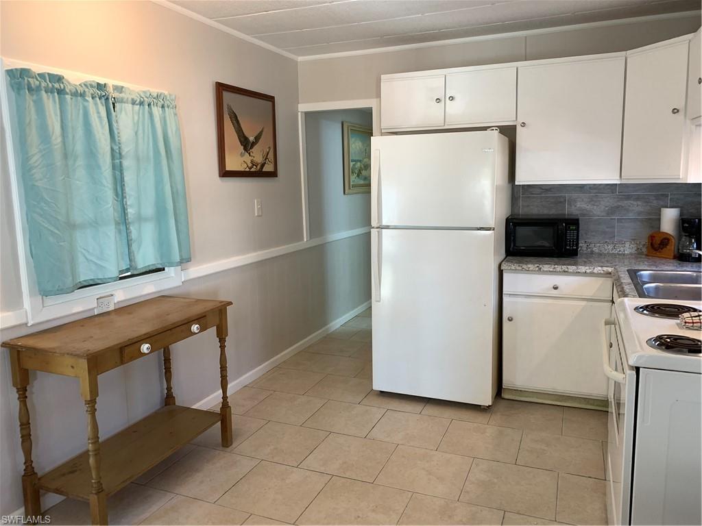 MARINERS COVE - Residential