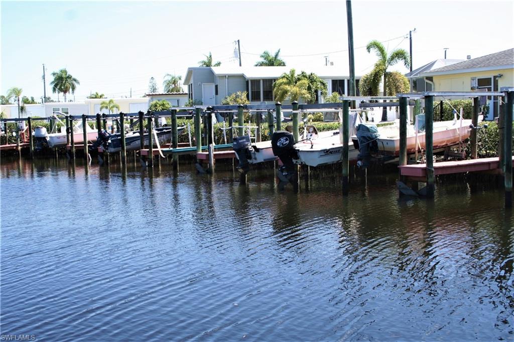 MARINERS COVE - Residential