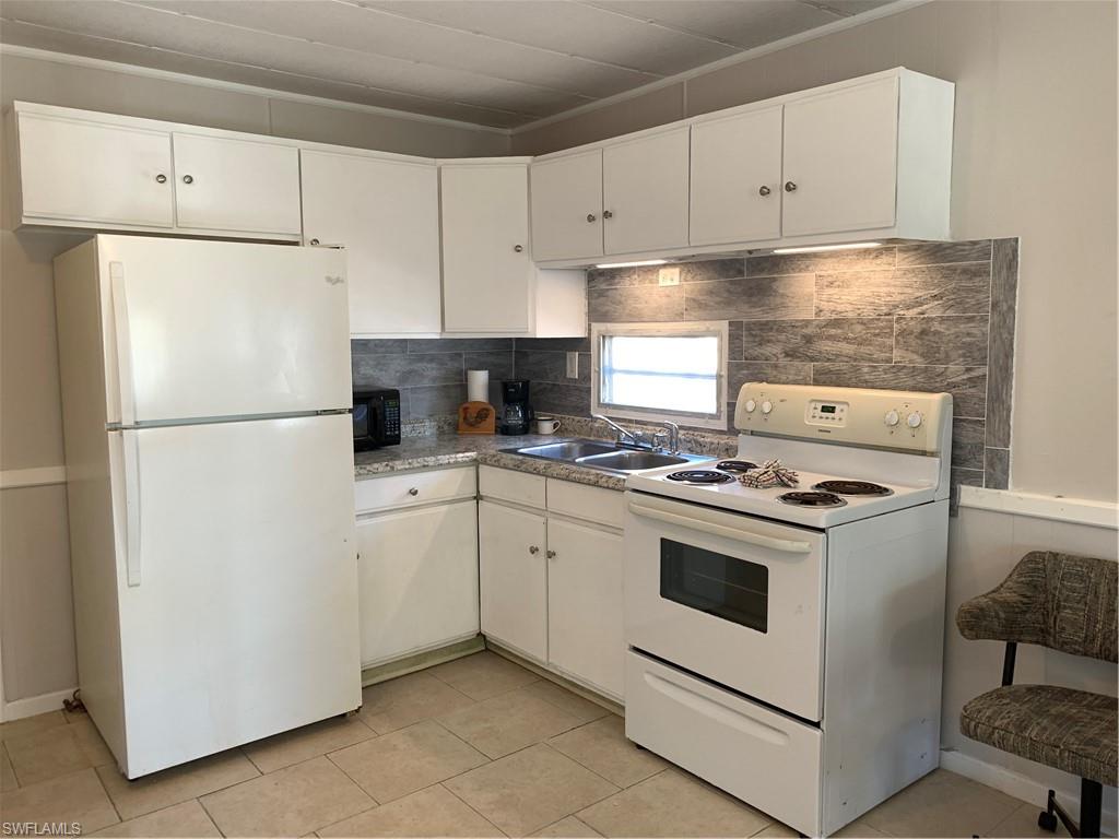 MARINERS COVE - Residential