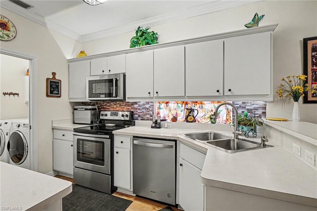 ISLAND CLUB AT CORKSCREW - Residential
