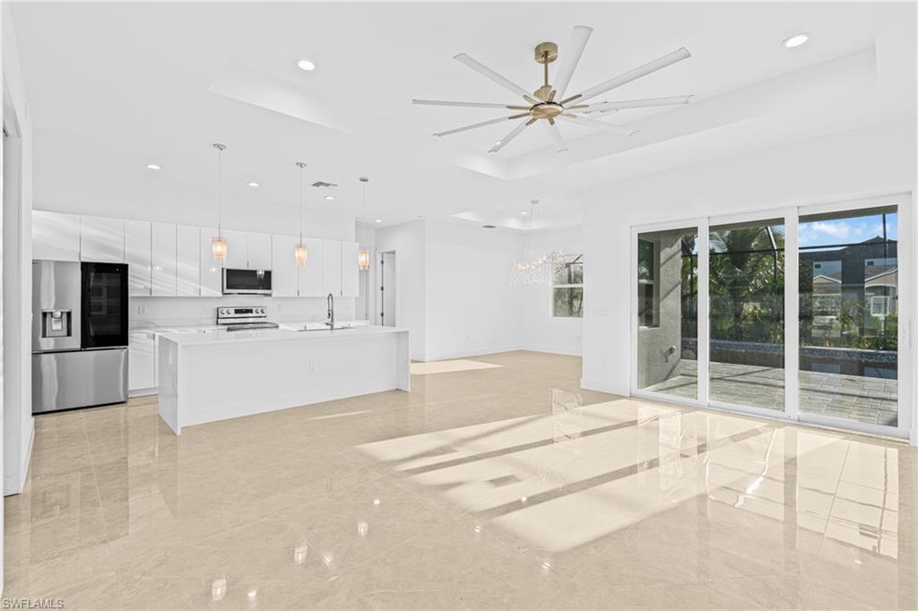 CAPE CORAL - Residential Lease