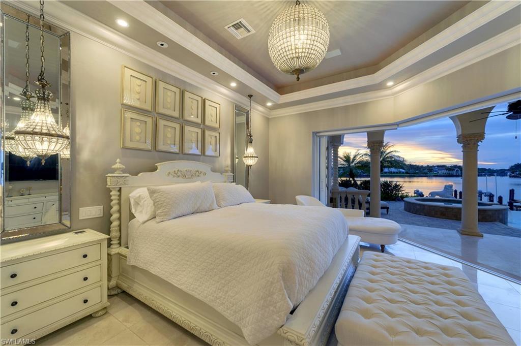 ROYAL HARBOR - Residential