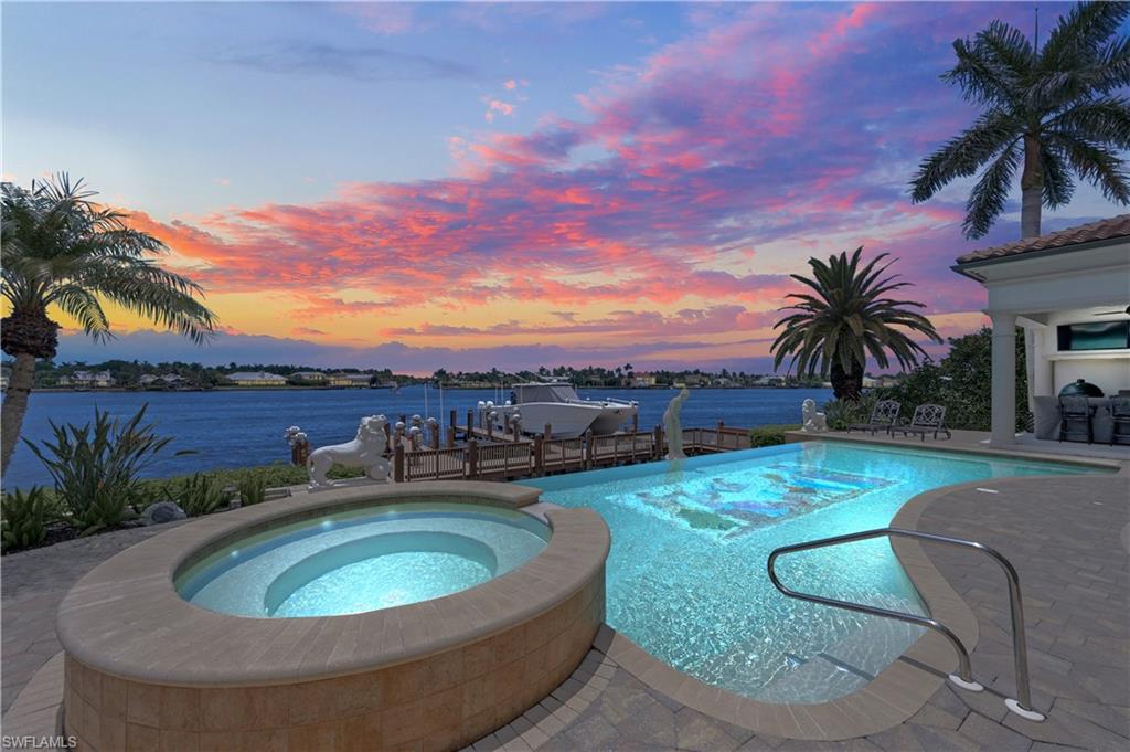 ROYAL HARBOR - Residential