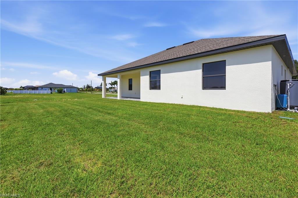 CAPE CORAL - Residential