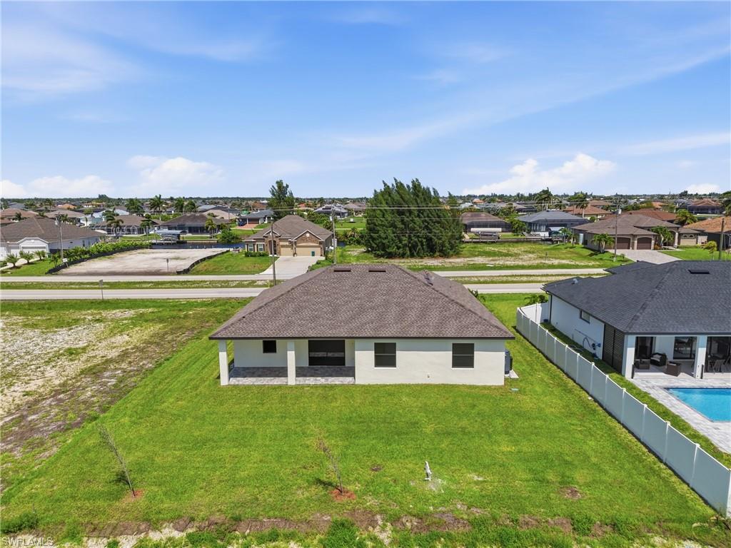 CAPE CORAL - Residential