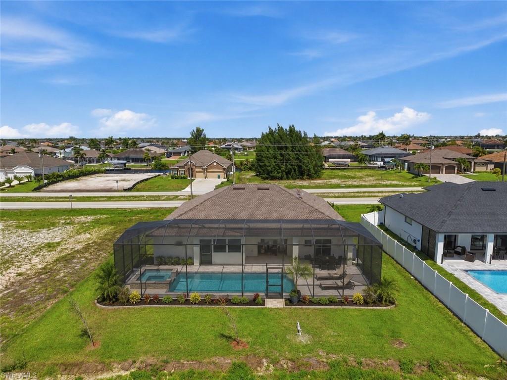 CAPE CORAL - Residential
