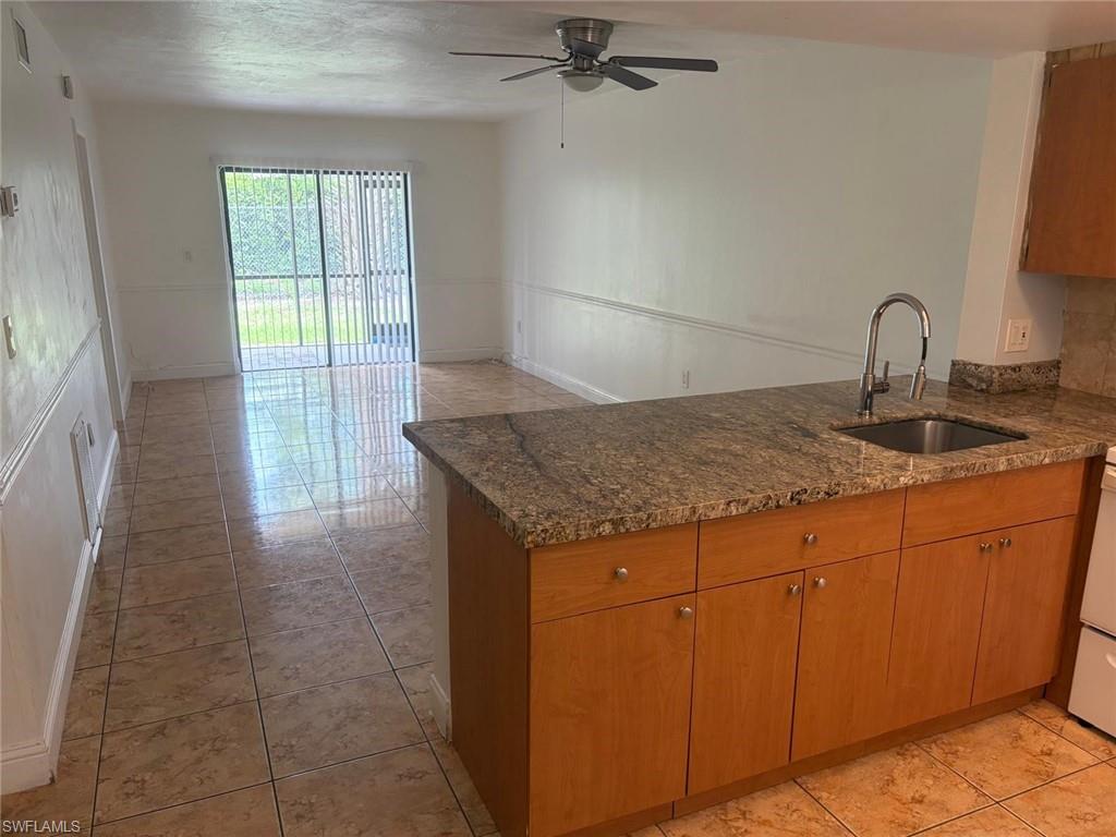 EVANSTON PARK CONDO - Residential Lease