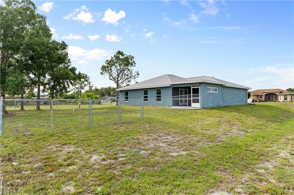 LEHIGH ACRES - Residential