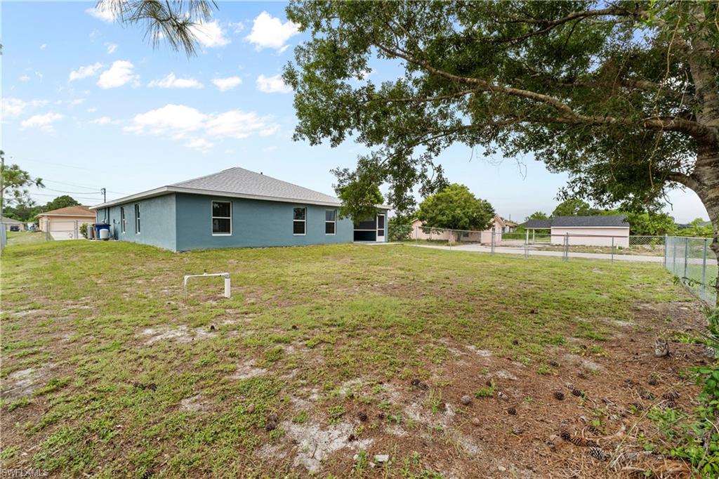 LEHIGH ACRES - Residential