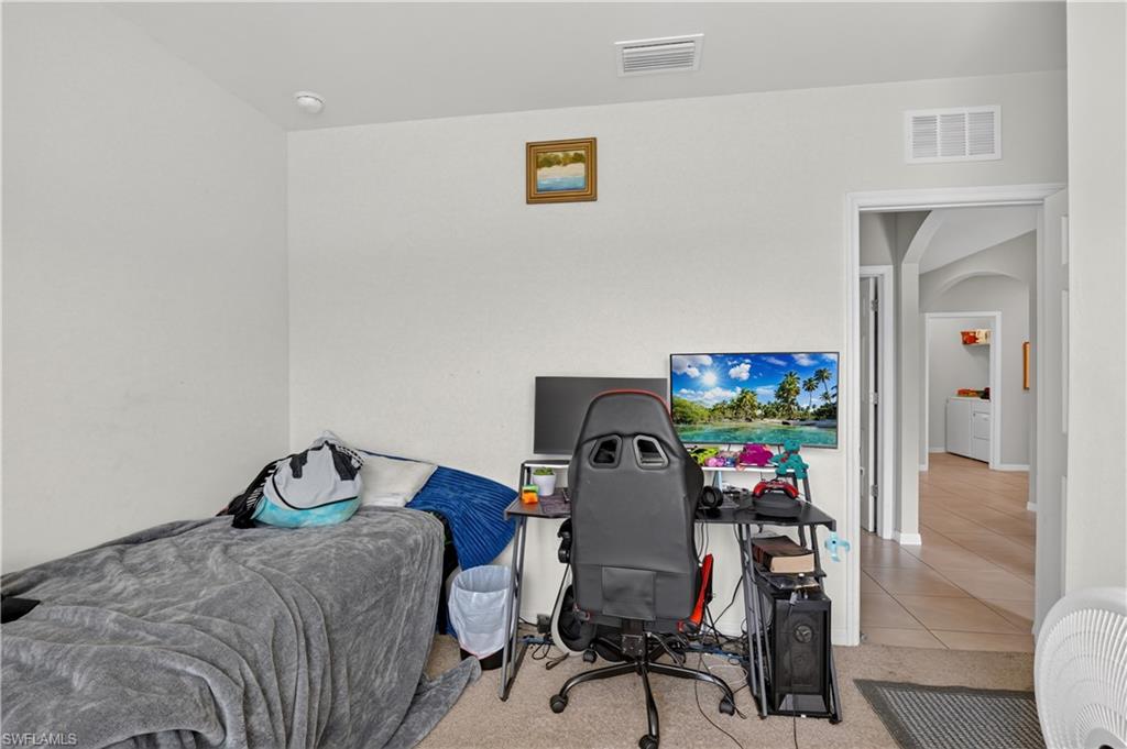 SAN CARLOS PARK - Residential