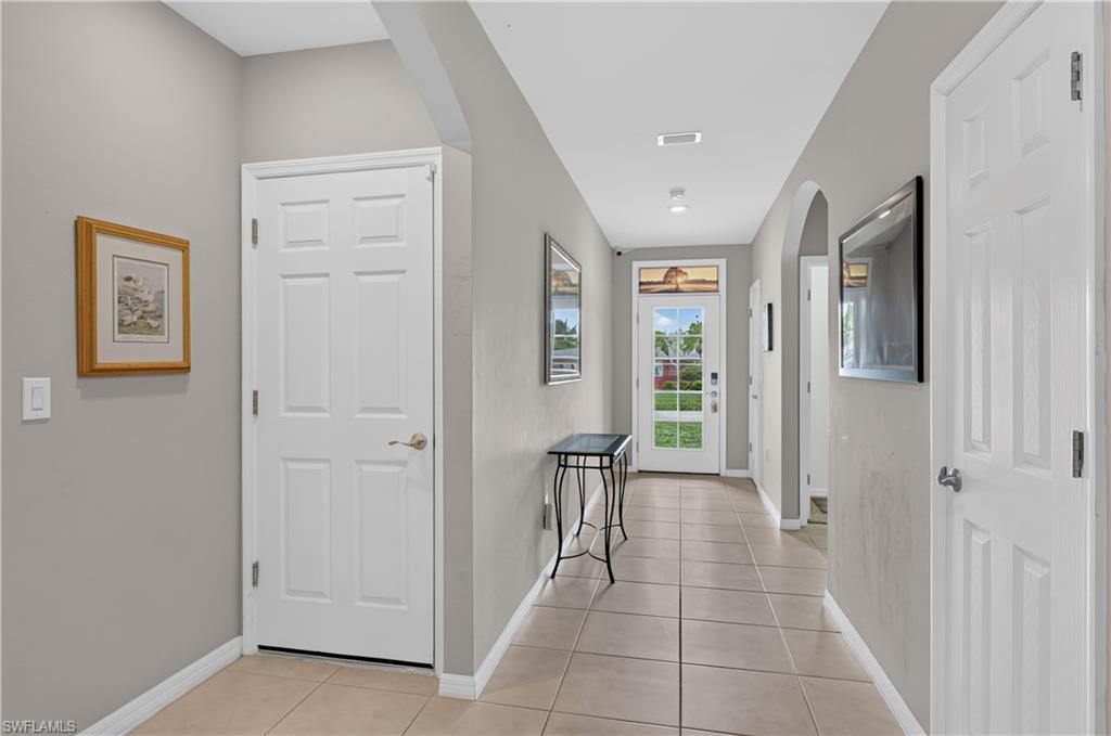 SAN CARLOS PARK - Residential