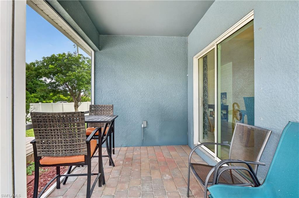 SAN CARLOS PARK - Residential