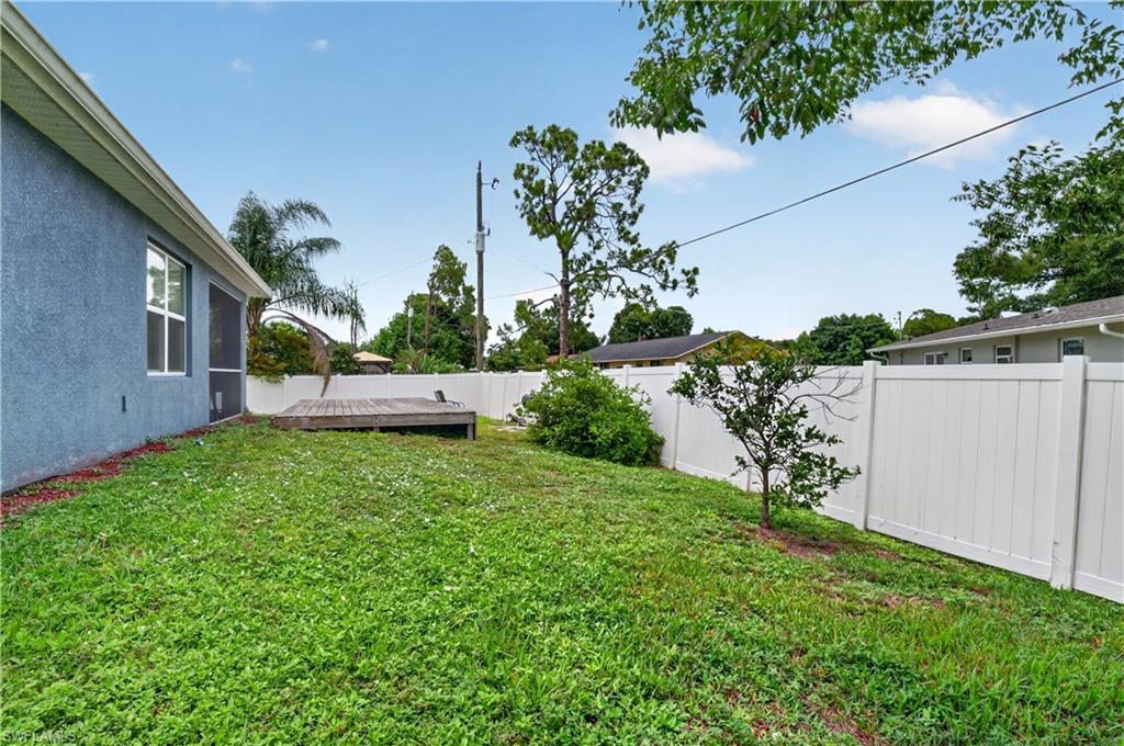 SAN CARLOS PARK - Residential