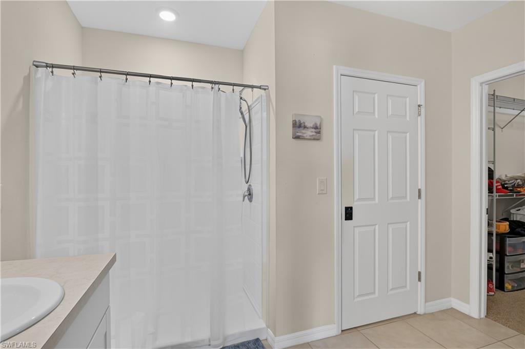 SAN CARLOS PARK - Residential