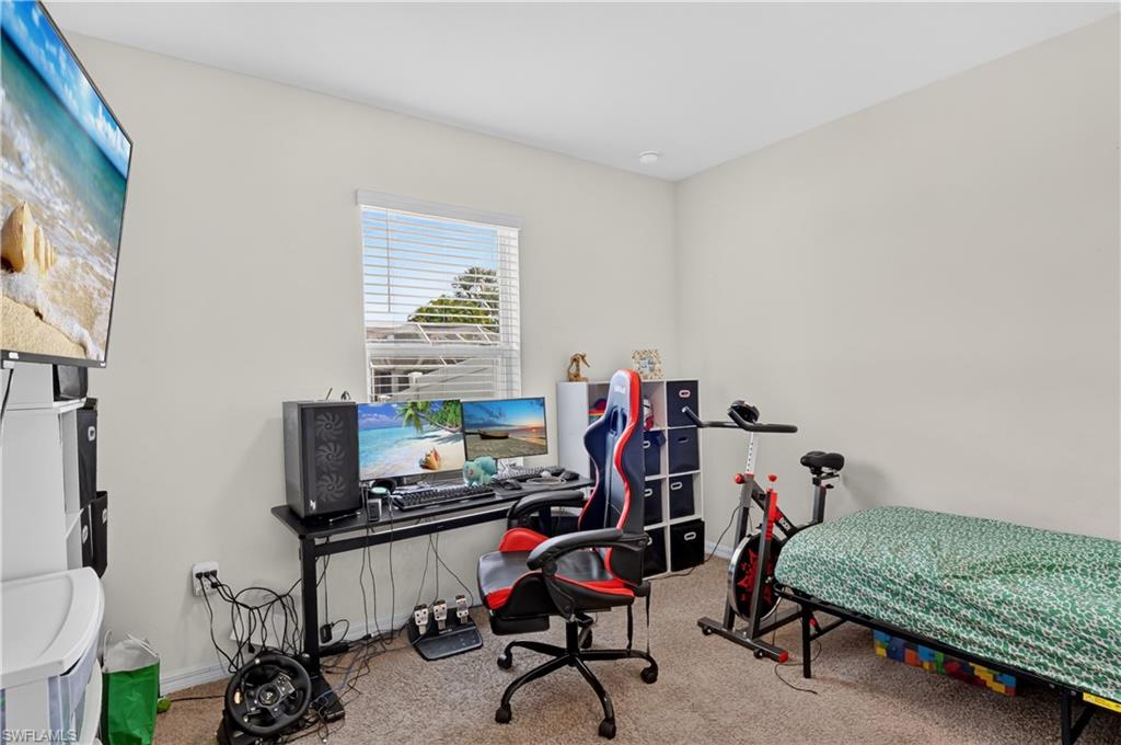 SAN CARLOS PARK - Residential