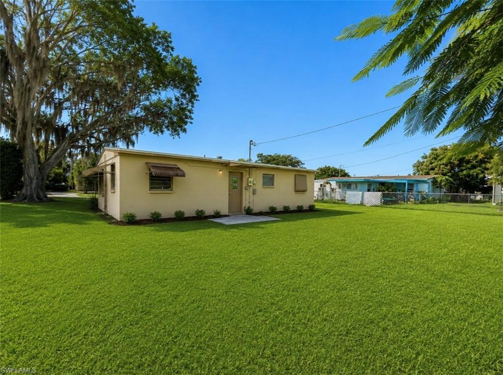 LEHIGH ACRES - Residential