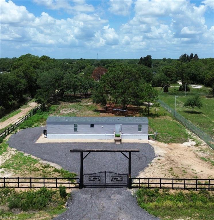 MONTURA RANCH ESTATES - Residential