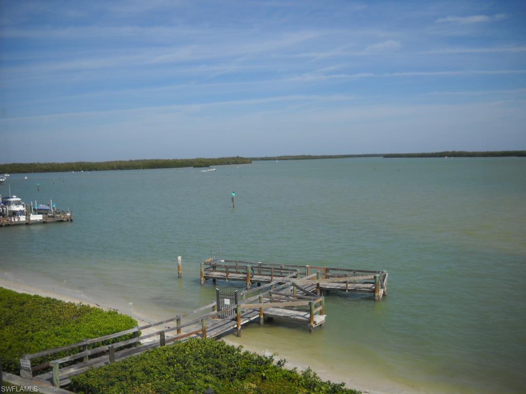 ISLANDS END CONDO - Residential