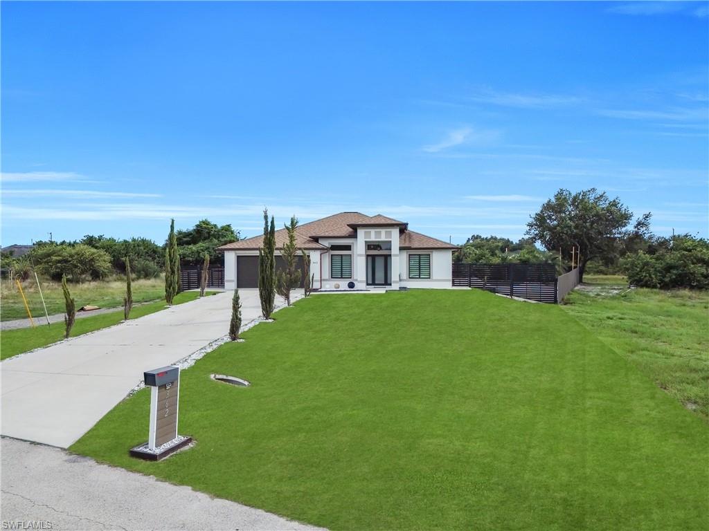 LEHIGH ACRES - Residential