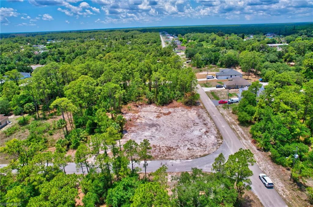 LEHIGH ACRES - Land