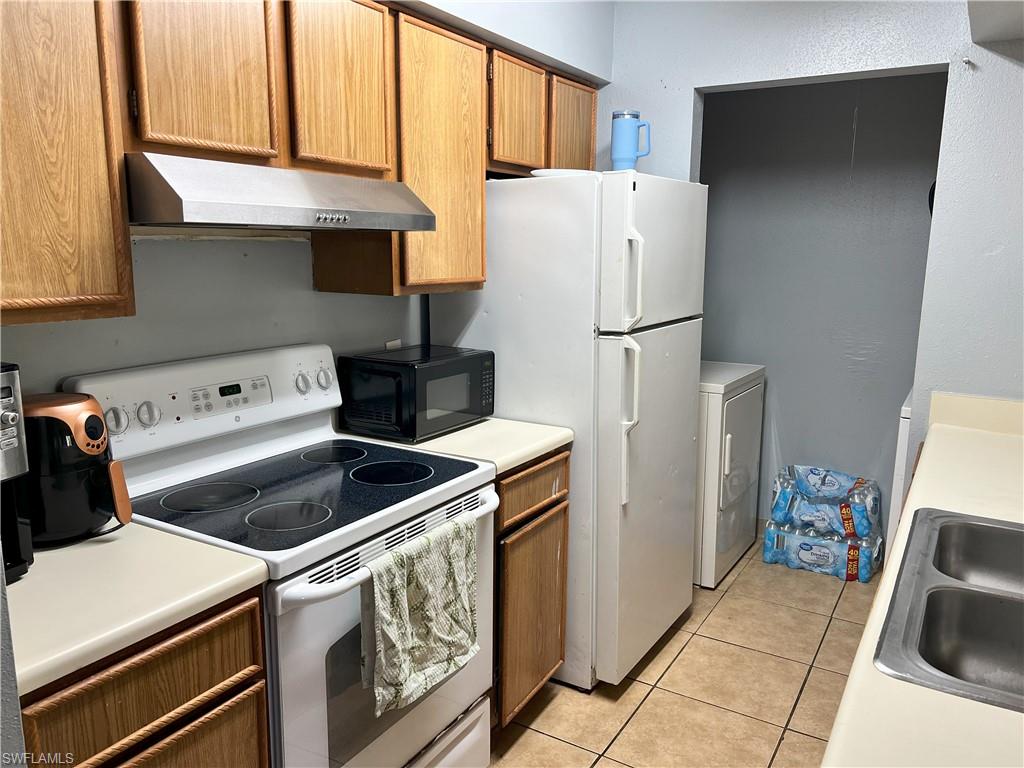 VILLAGE CREEK - Residential