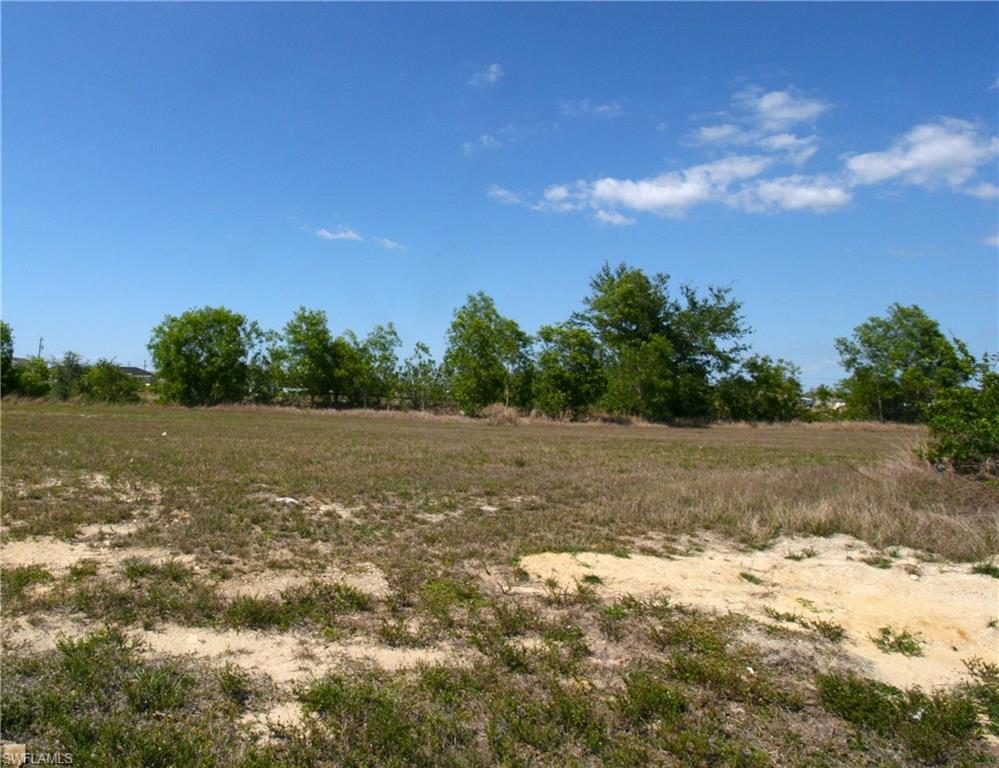 CAPE CORAL - Land