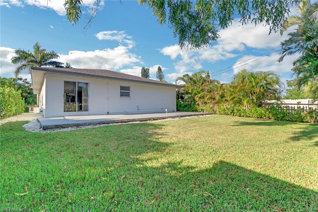 NAPLES PARK - Residential