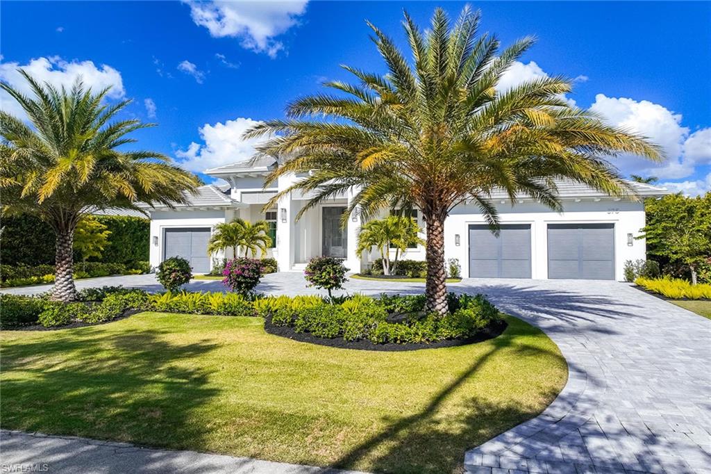MOORINGS - Residential