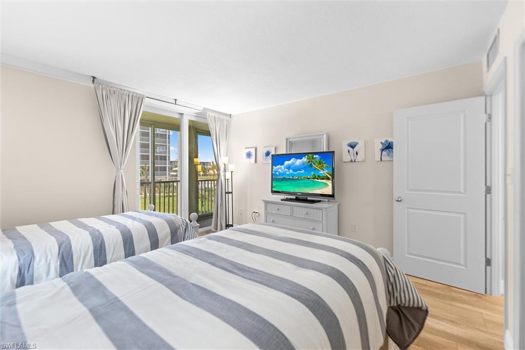 CRECIENTE CONDO SOUTH - Residential