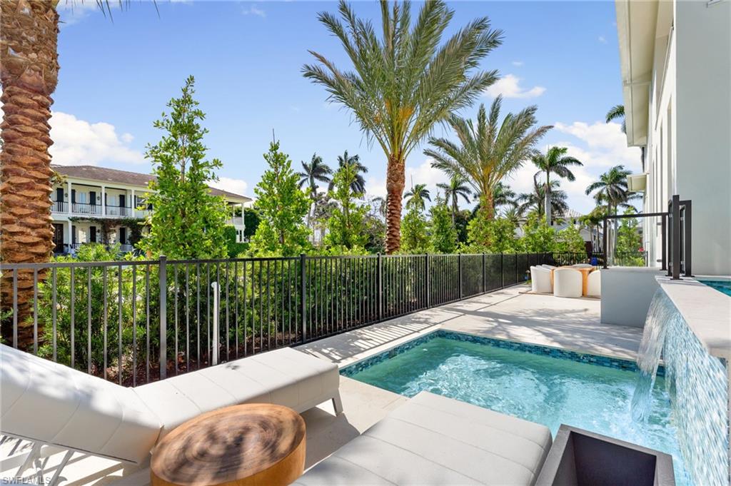 OLDE NAPLES - Residential