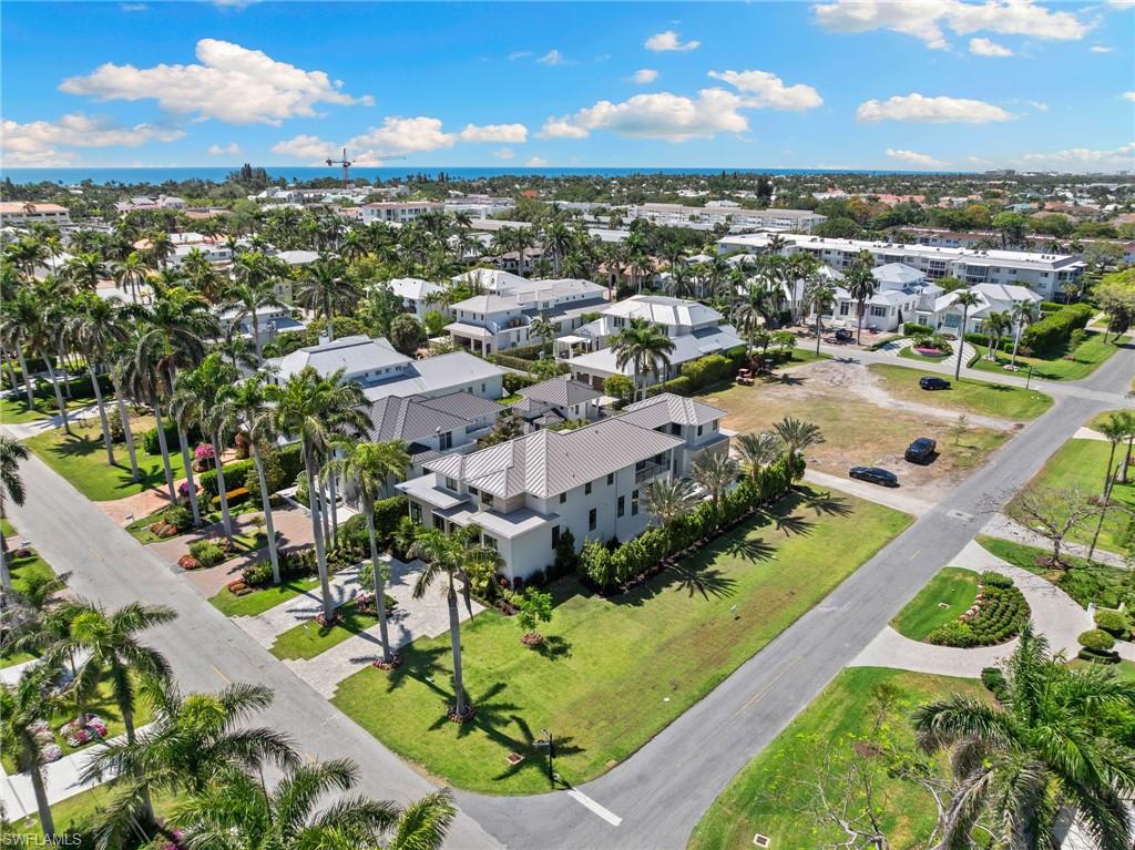 OLDE NAPLES - Residential