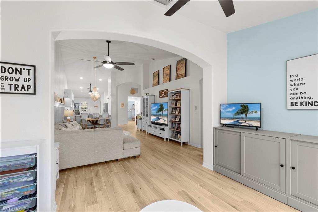 IBIS COVE - Residential