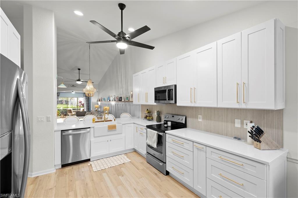 IBIS COVE - Residential