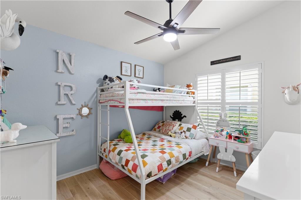 IBIS COVE - Residential