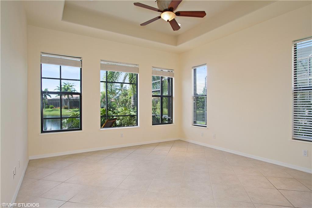 LONGSHORE LAKE - Residential