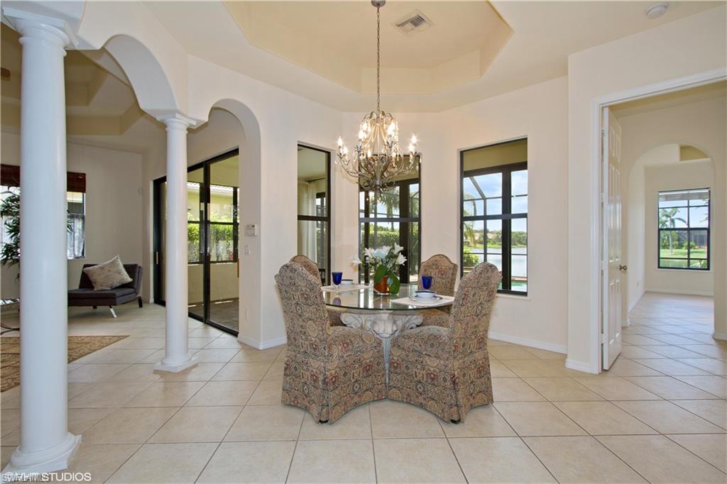 LONGSHORE LAKE - Residential