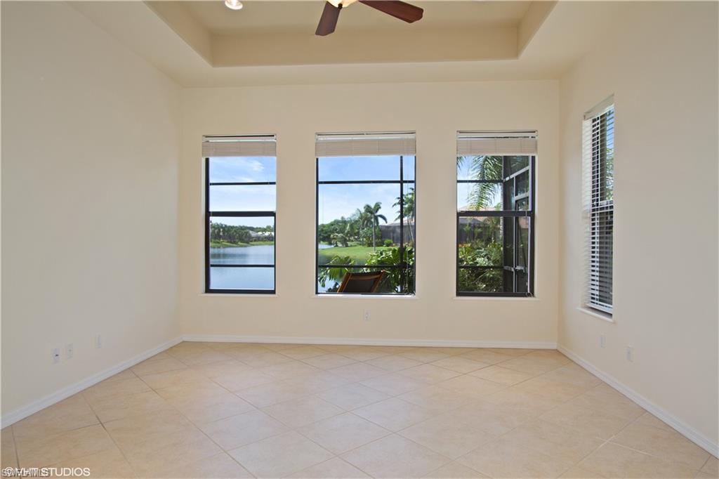 LONGSHORE LAKE - Residential