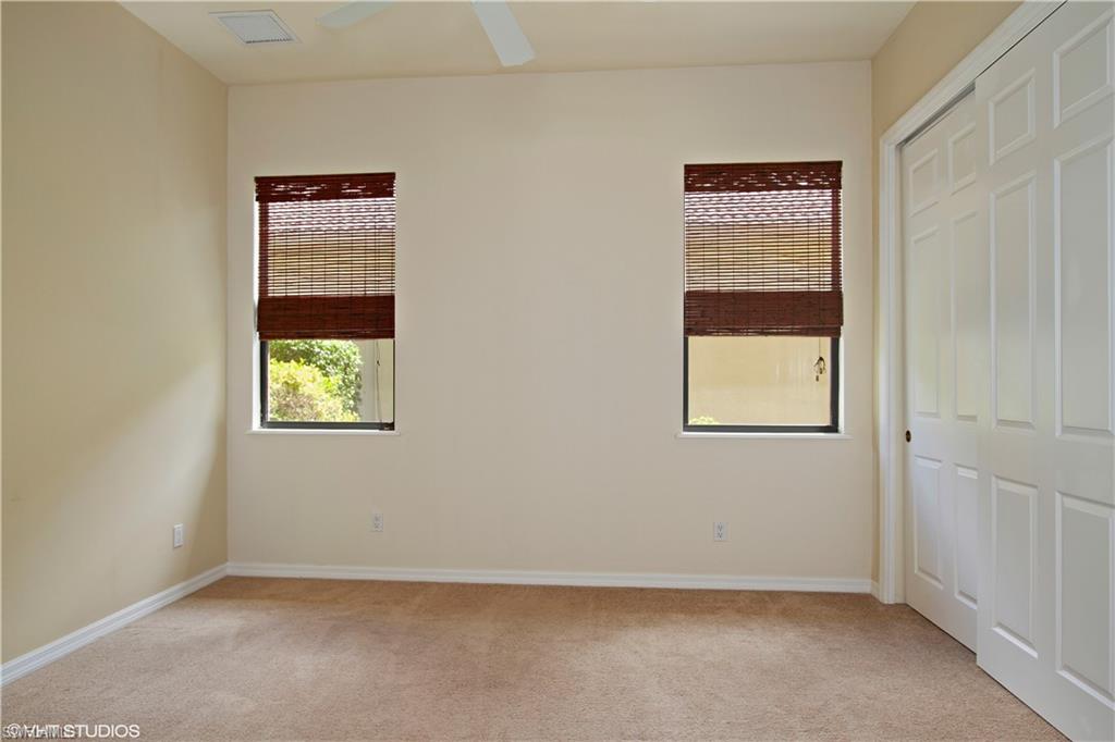 LONGSHORE LAKE - Residential