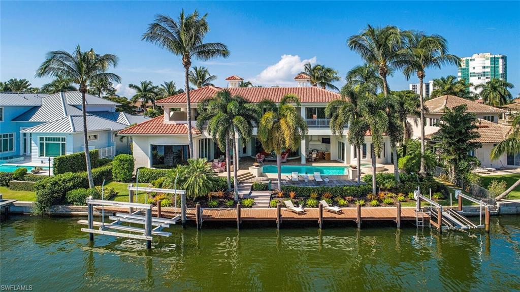 PARK SHORE - Residential