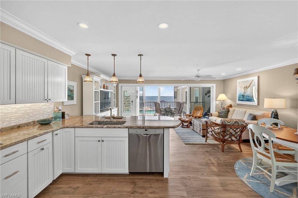 CAPTIVA HIDE-A-WAY CONDO - Residential