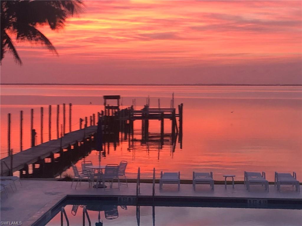 CAPTIVA HIDE-A-WAY CONDO - Residential