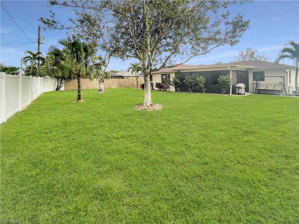 CAPE CORAL - Residential