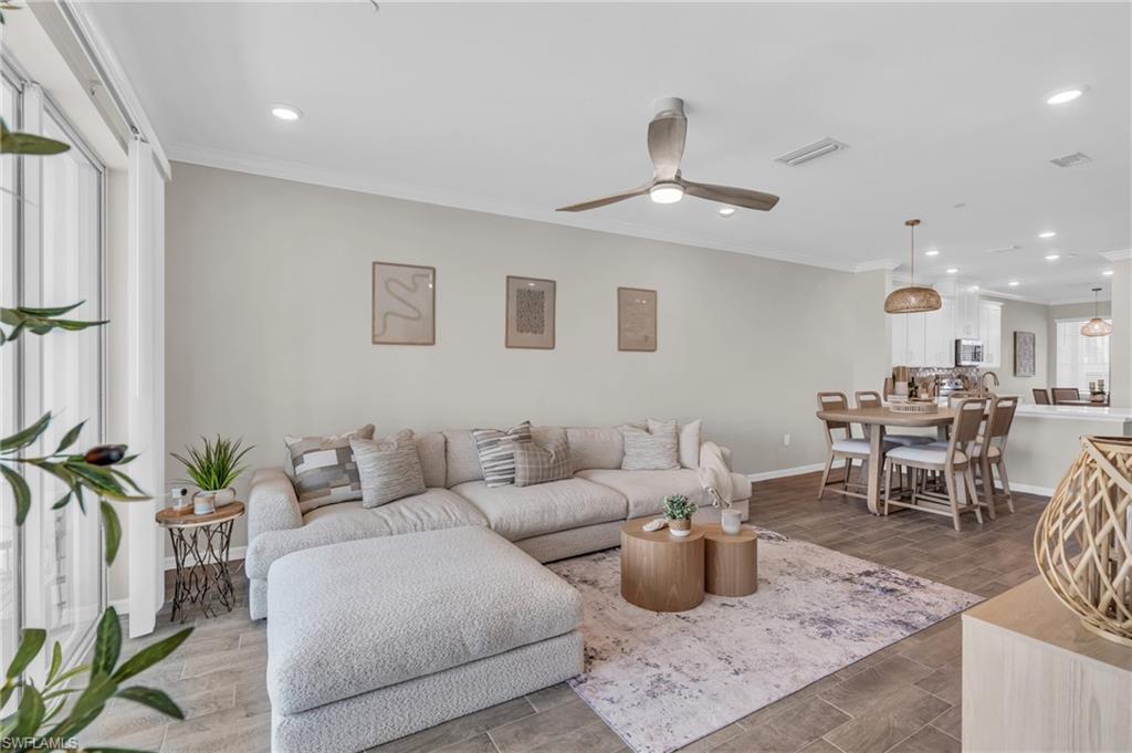 ESPLANADE LAKE CLUB - Residential Lease