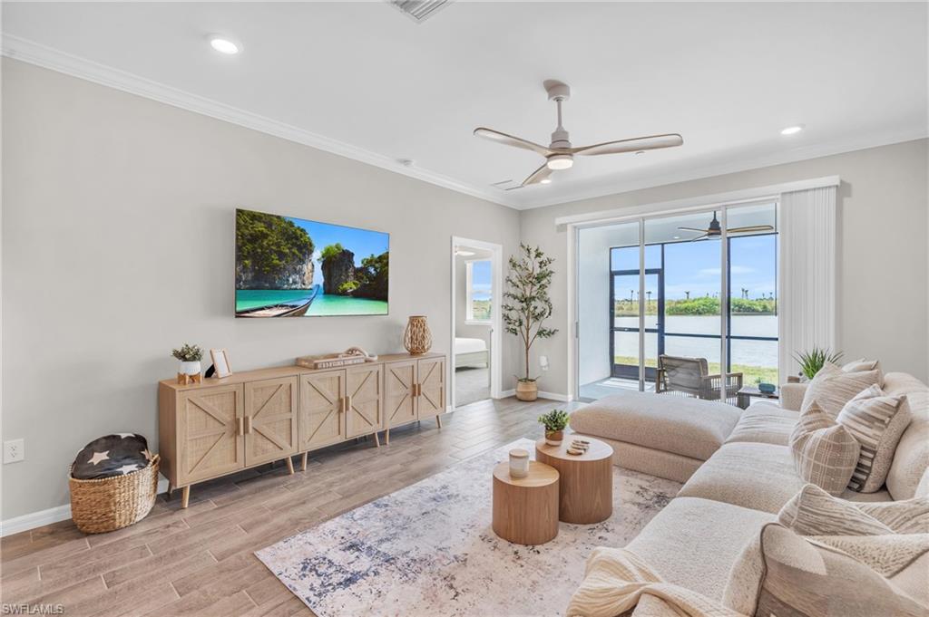 ESPLANADE LAKE CLUB - Residential Lease
