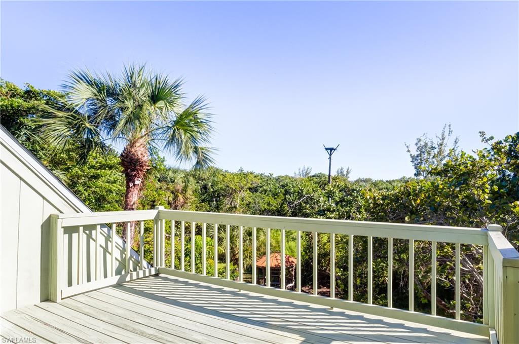 SANIBEL BAYOUS - Residential