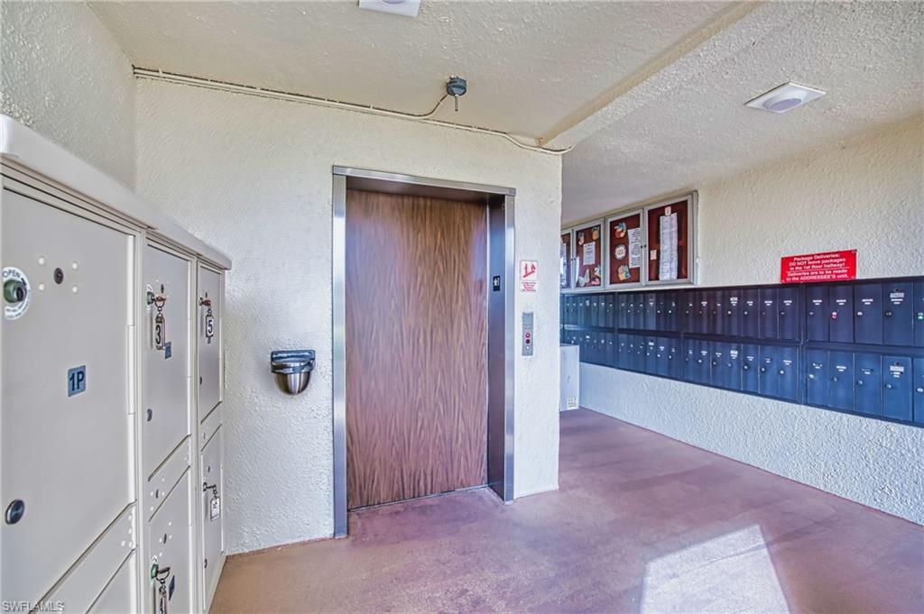 SEVEN LAKES - Residential Lease