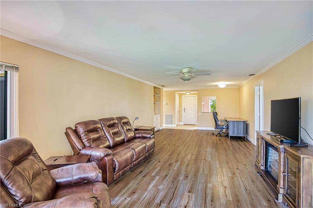 SEVEN LAKES - Residential Lease