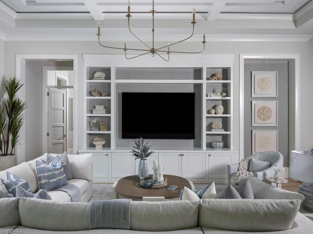 PARK SHORE - Residential