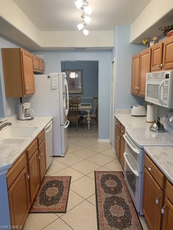 SABAL POINTE - Residential Lease