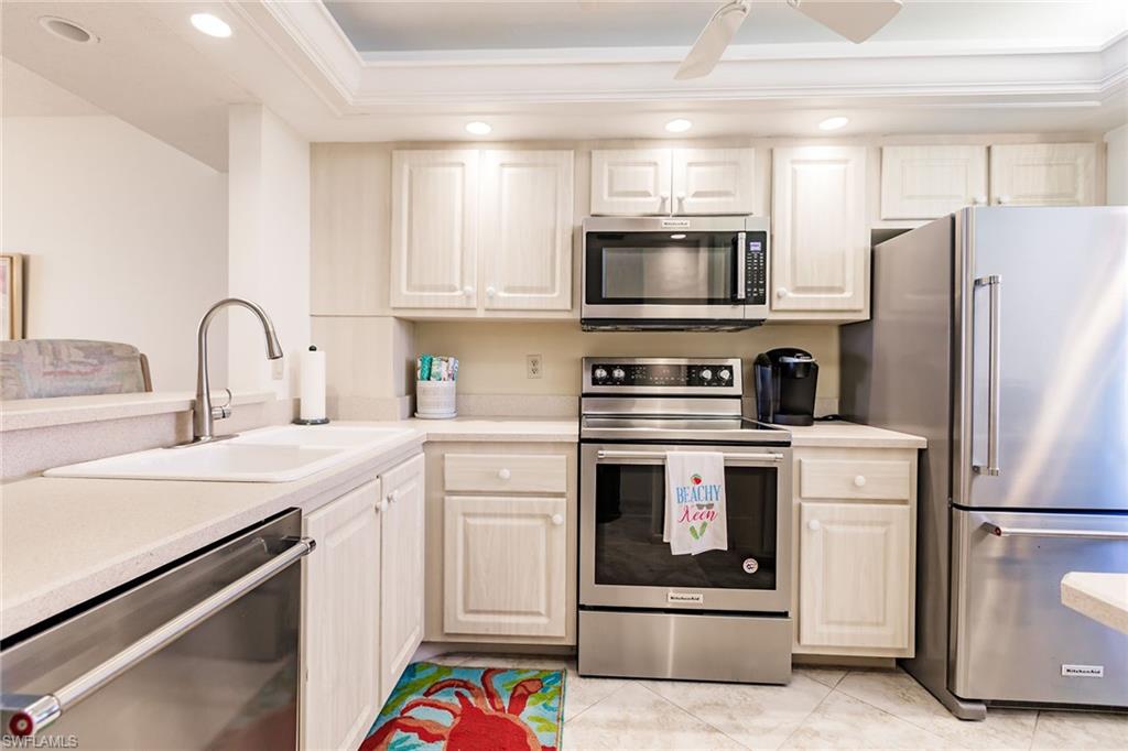 SOUTH SEAS CLUB CONDO - Residential Lease